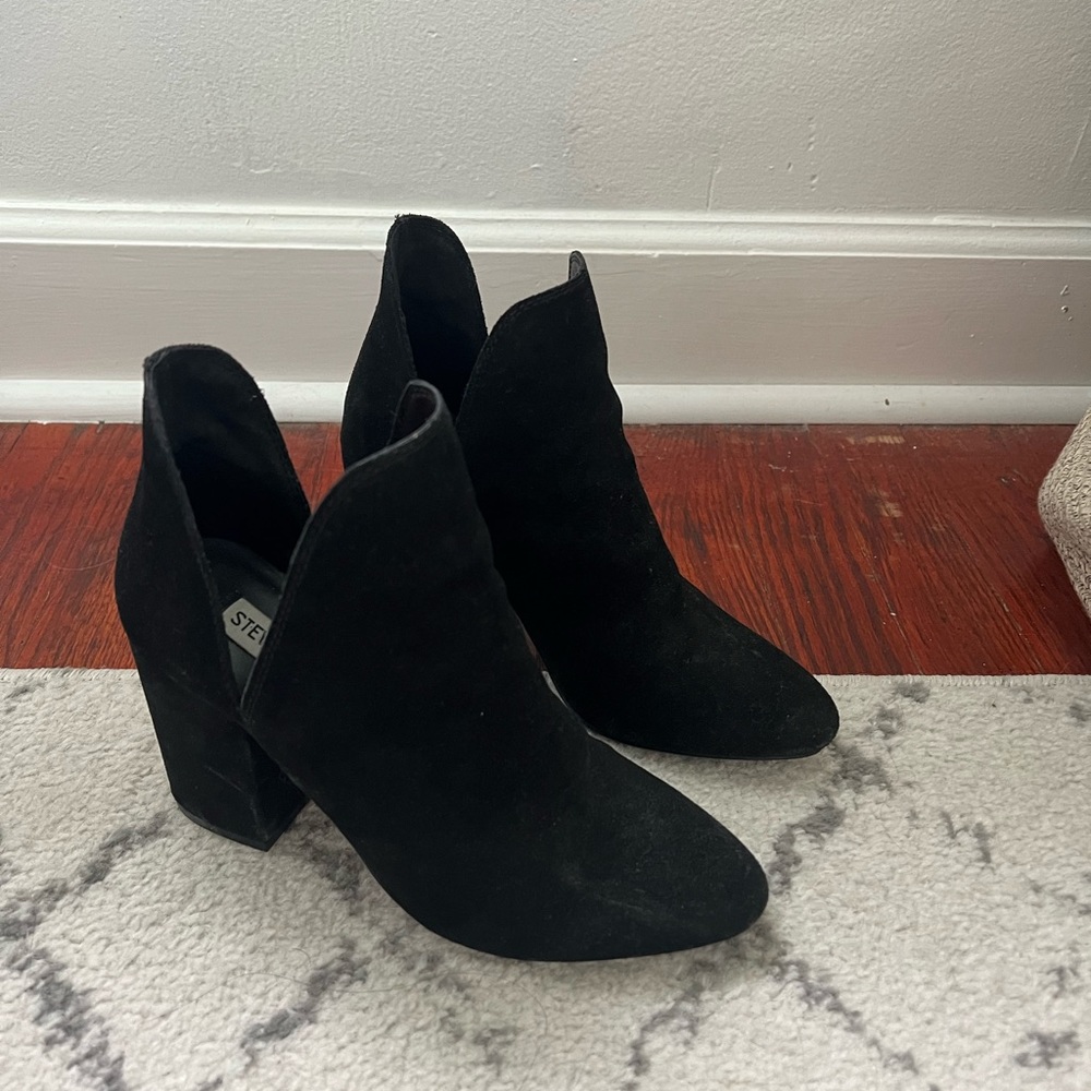 Steve Madden ankle boots.